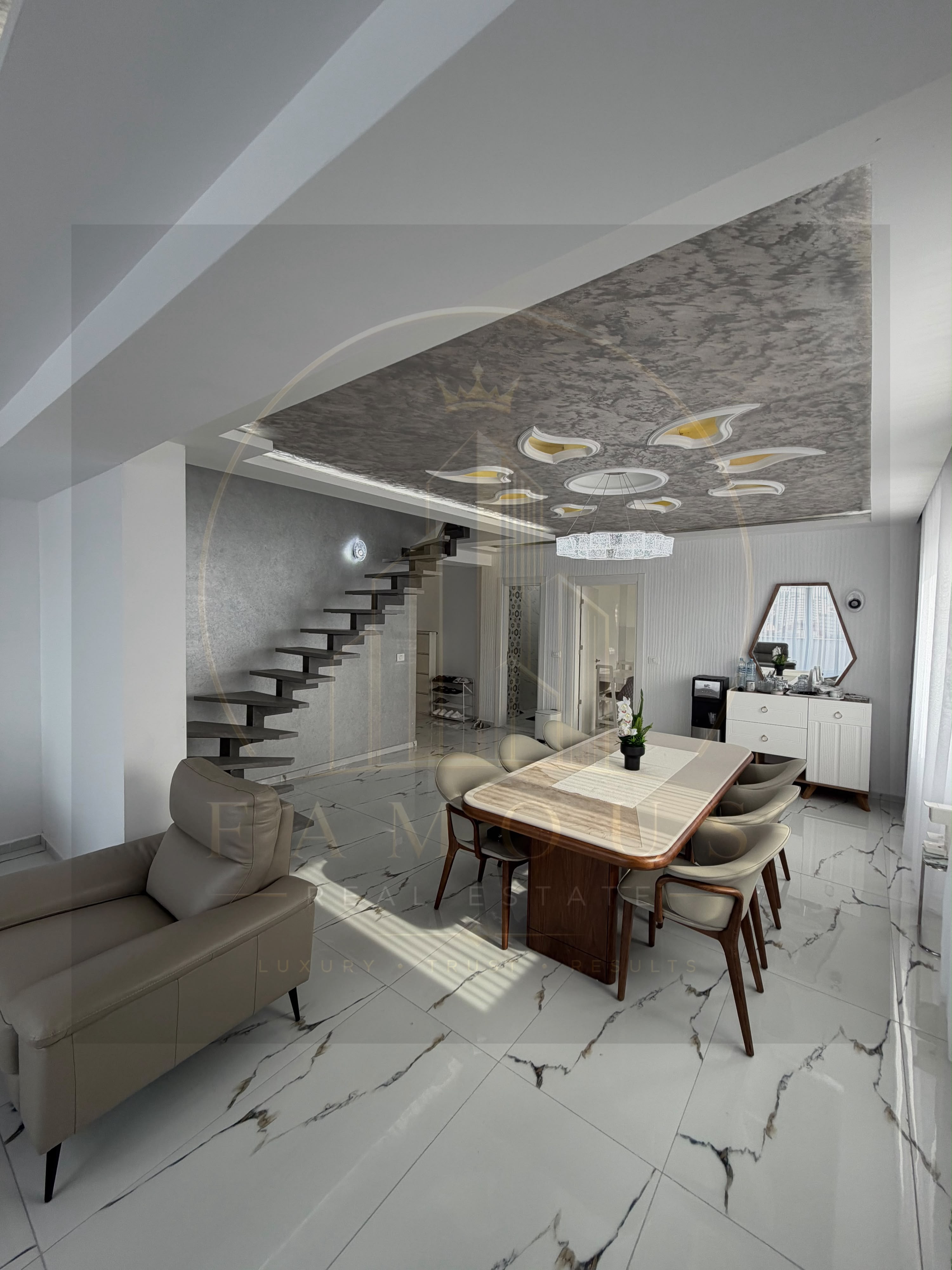 LUXURY DUPLEX NEXT TO EAST GATE MALL ✨